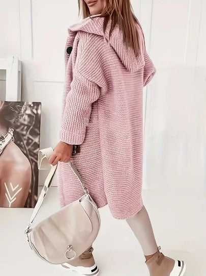 Cardigan donna casual con cappuccio, versatile e alla moda, ideale per ogni stagione. Look comodo.