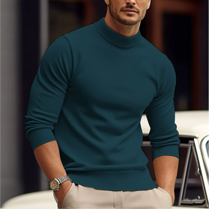 Maglione dolcevita uomo aderente, stile elegante casual, perfetto per moda maschile autunno-inverno. Slim fit in maglieria.