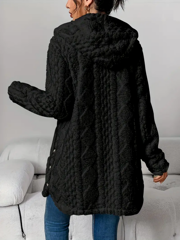 Cardigan donna con cappuccio, trecce e bottoni, stile oversize moderno, in morbido teddy per moda casual.