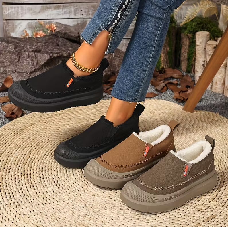 Comode scarpe invernali donna, senza lacci, antiscivolo, con punta larga per un comfort quotidiano.