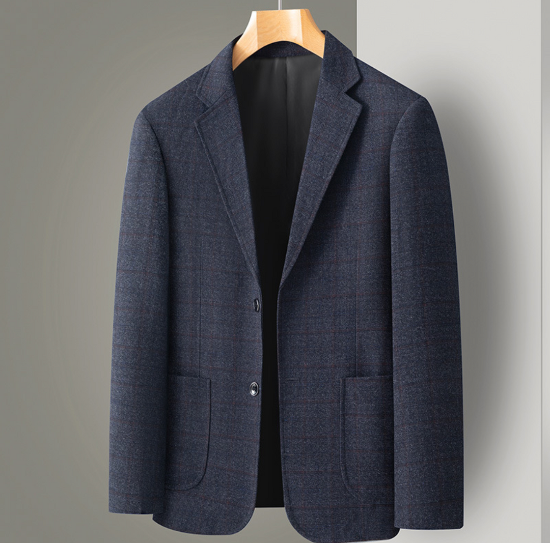 Blazer uomo monopetto a quadri, slim fit. Giacca elegante e versatile, per un look business o casual moderno.
