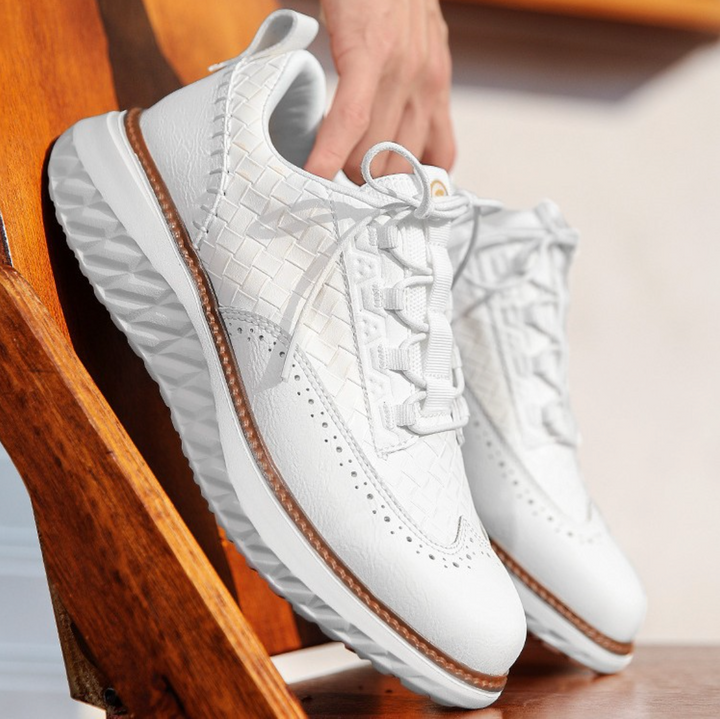 Sneakers Ibride uomo con lati elastici e suola antiscivolo per comfort e praticità. Calzature casual versatili.
