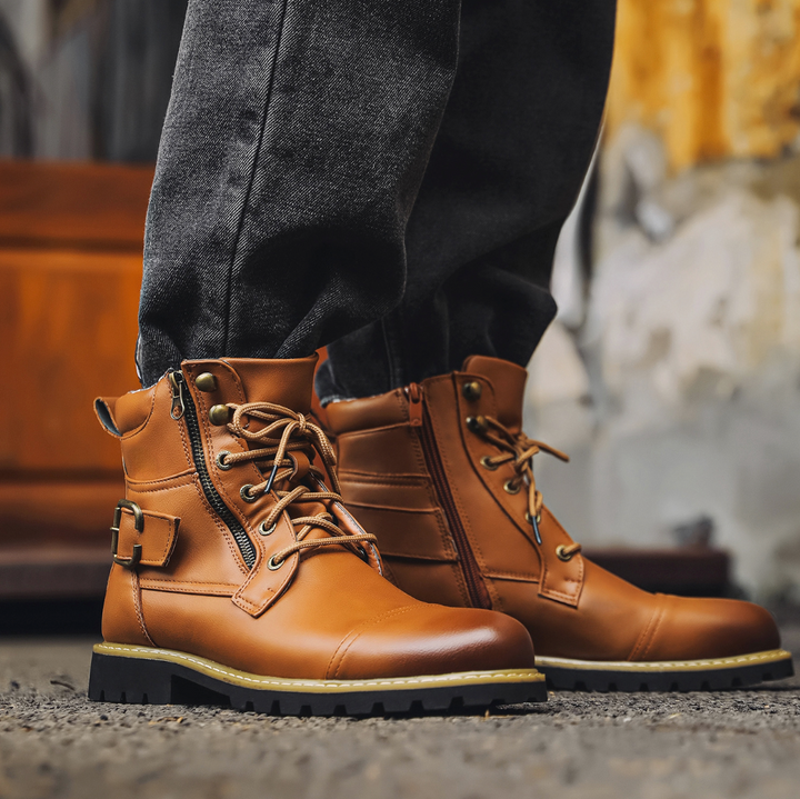 Stivaletti uomo casual in pelle nera con doppia cerniera, ideali per autunno/inverno e comfort quotidiano.