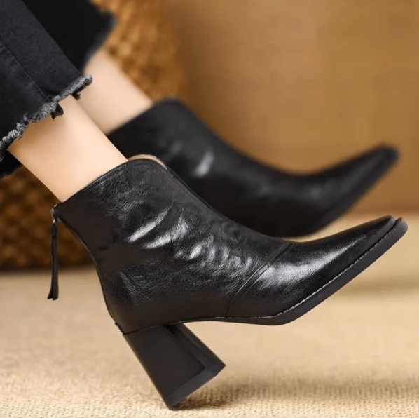 Stivaletti donna autunno marroni, eleganti scarpe slip-on con comodo tacco largo e punta quadrata, calzature moda.