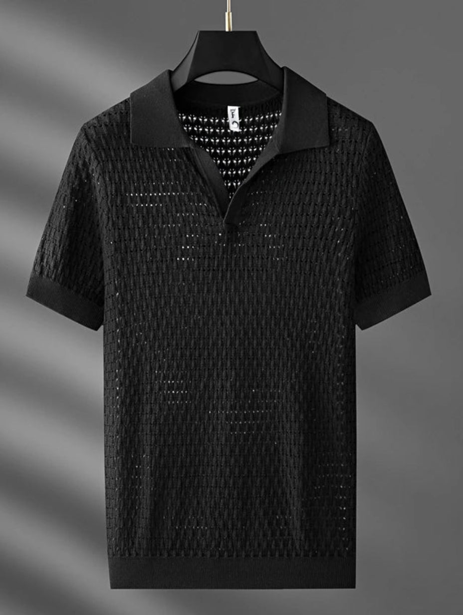 Polo uomo estiva traspirante e traforata a maniche corte, perfetta per il caldo e look elegante.