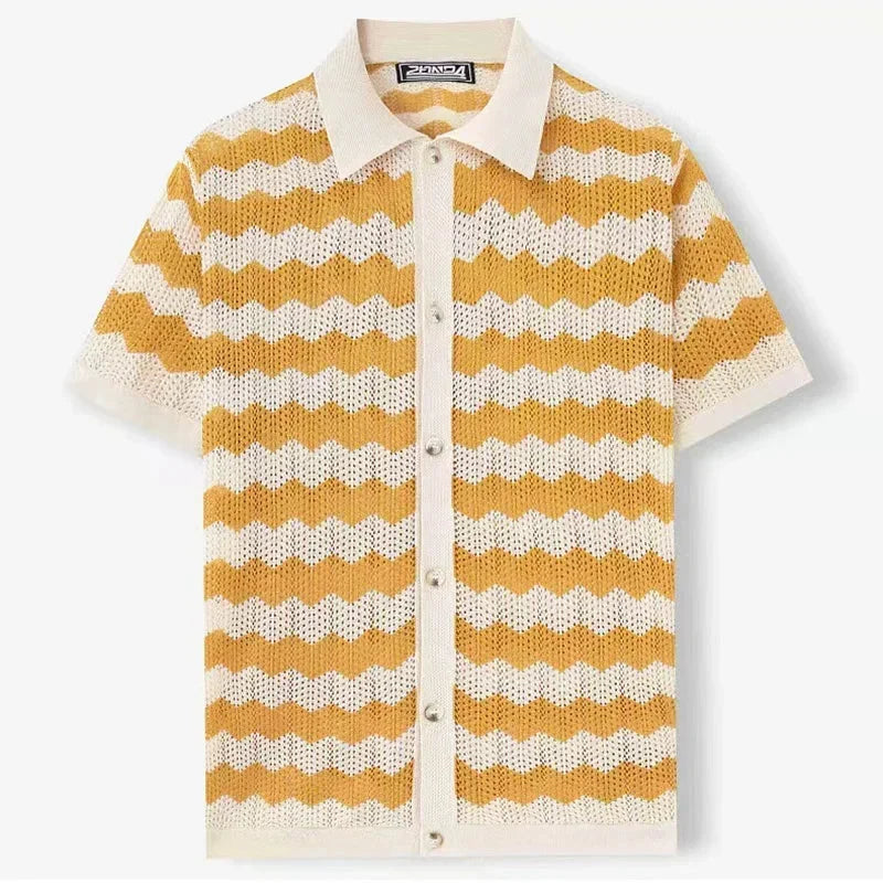 Camicia uomo maniche corte uncinetto, versatile per outfit estivi casual o eleganti, perfetta per la moda mare.
