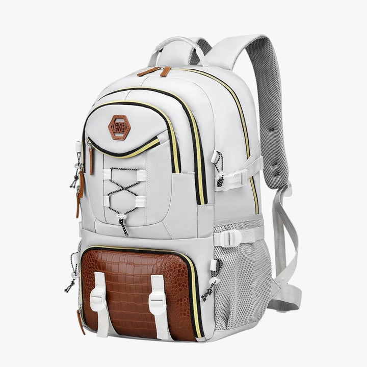 Zaino antifurto da uomo per laptop, design robusto e sicurezza avanzata, ideale per ogni viaggio.