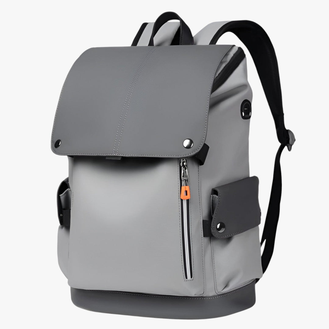 Zaino casual porta laptop da uomo, pratico per ogni giorno, dal lavoro al viaggio.