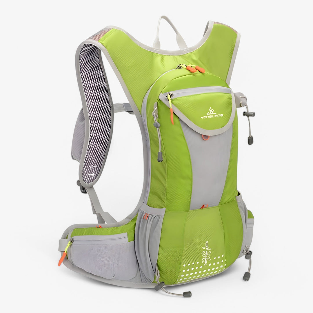Zaino idratante unisex nero, ultraleggero e compatto, specifico per trail e sport all'aperto.