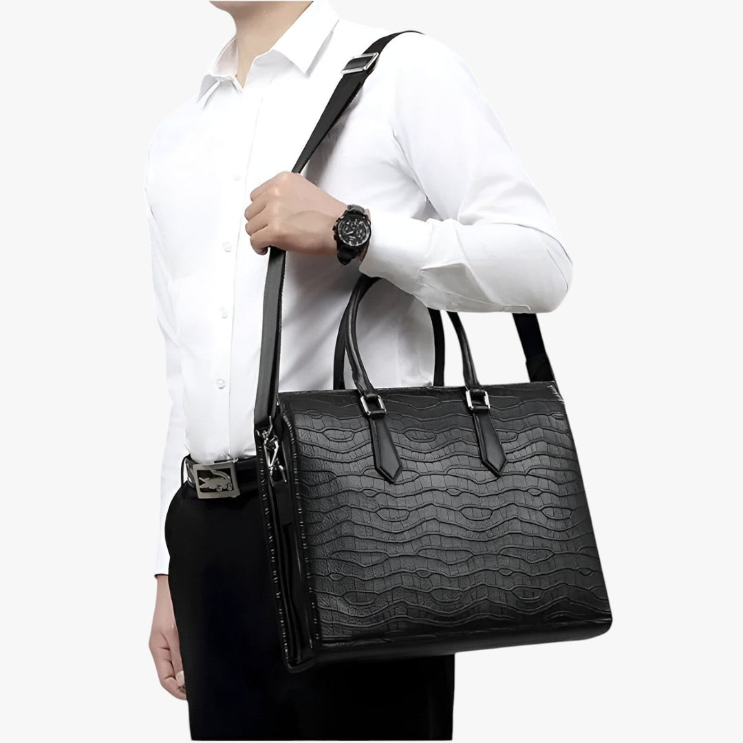 Portadocumenti uomo nero, design moderno e versatile. Borsa capiente con tracolla, essenziale per il professionista.