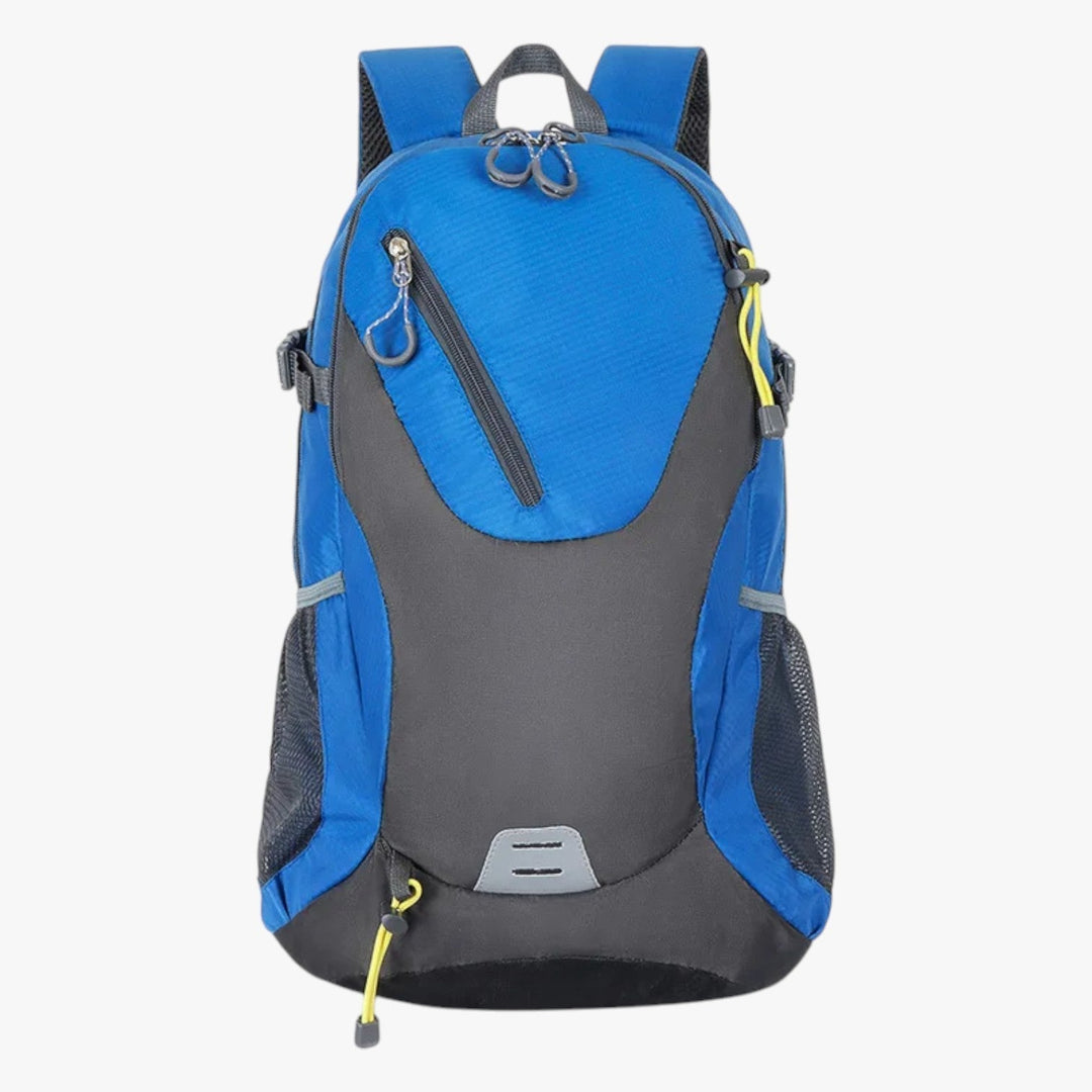 Zaino outdoor per uomo, compatto e multiuso. Borsa leggera ideale per escursioni, sport e viaggi avventurosi.