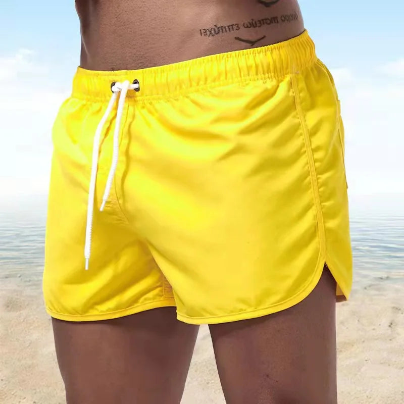 Pantaloncini multiuso uomo per mare, piscina, spiaggia e sport acquatici. Confortevoli, asciugatura rapida.