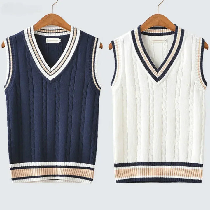 Gilet elegante uomo con scollo a V, ideale per un look raffinato e versatile.