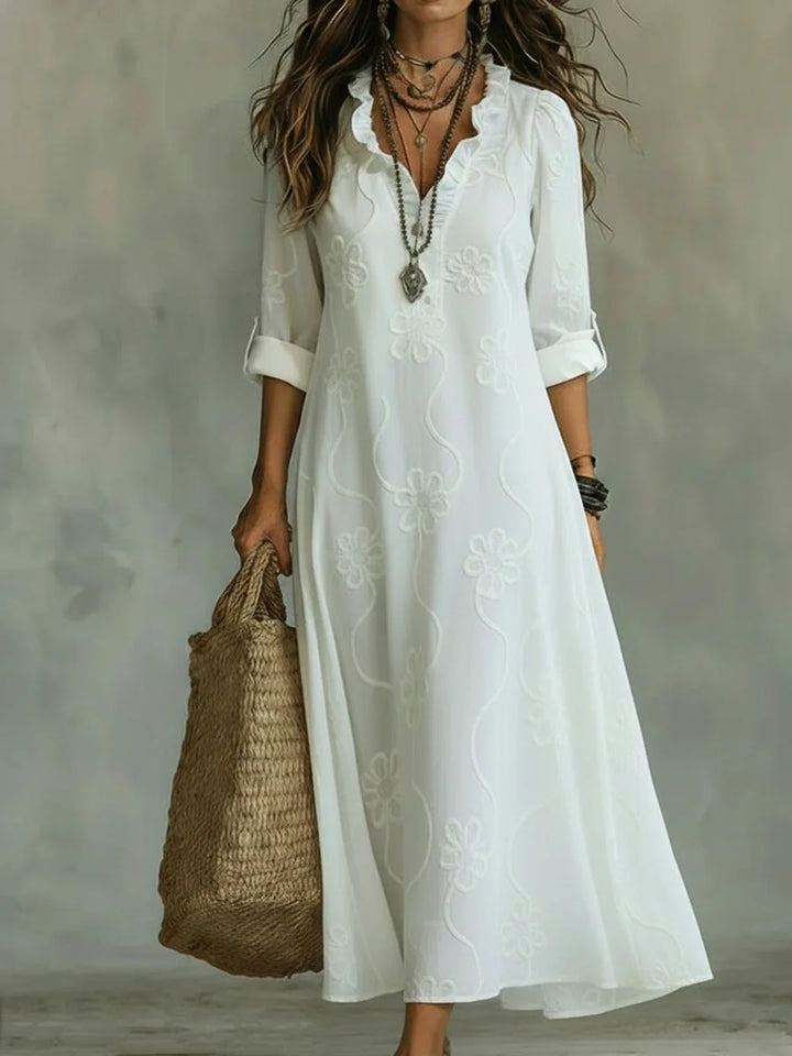 Moda donna: abito floreale leggero, perfetto per l'estate, casual o per una vacanza chic.