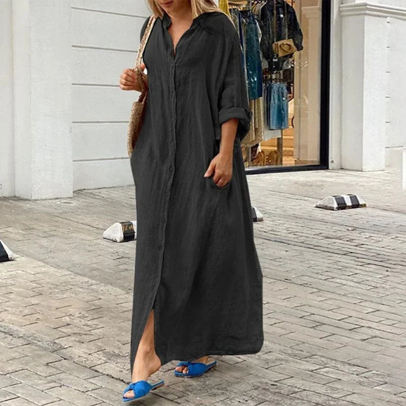 Donna indossa abito chemisier oversize in lino, fresco e confortevole per l'estate, stile casual chic.