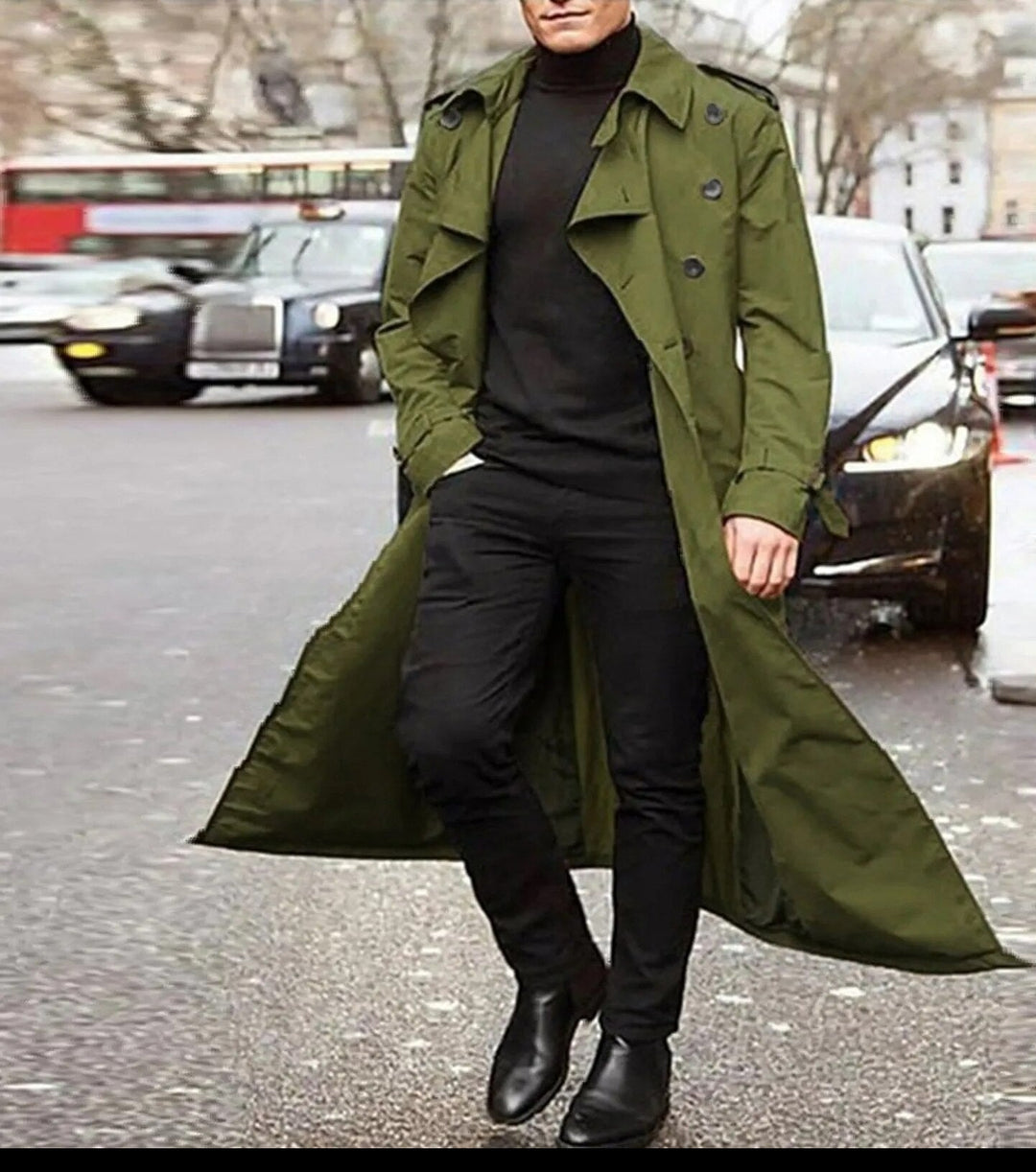 Trench uomo casual-chic per moda maschile, un soprabito autunnale versatile. Look moderno ed elegante.
