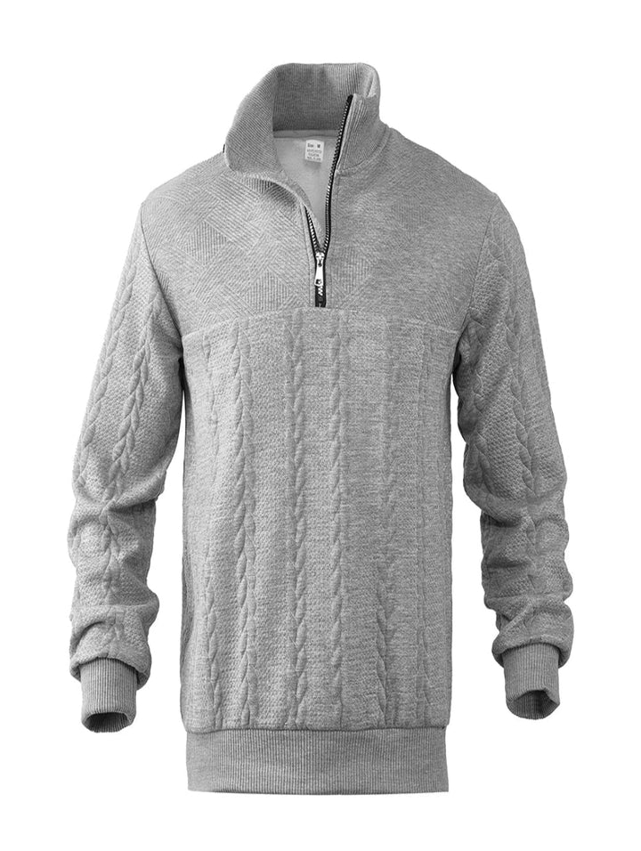 Maglione uomo chic con mezza zip e collo alto a treccia, per un tocco di classe al tuo outfit.