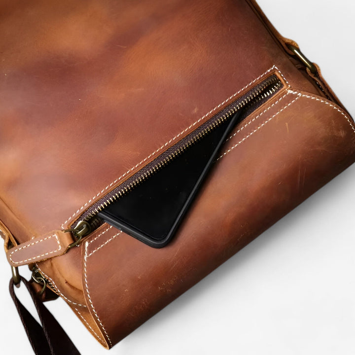 Tracolla regolabile borsa messenger marrone unisex per massimo comfort, accessorio perfetto per viaggio o lavoro.