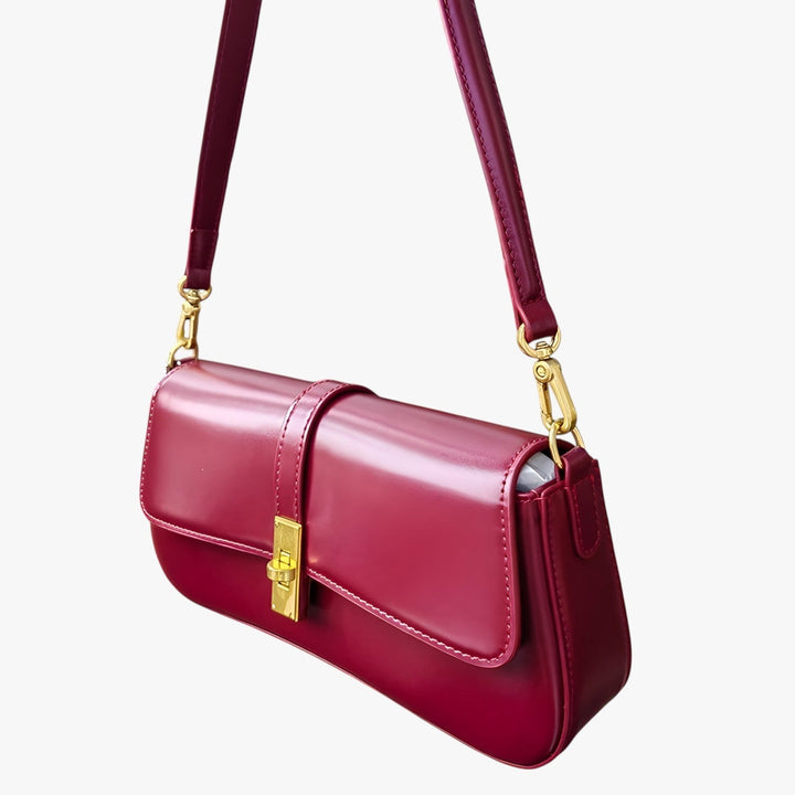 Borsa baguette elegante donna rosso vino, l'accessorio perfetto per stile e comodità.
