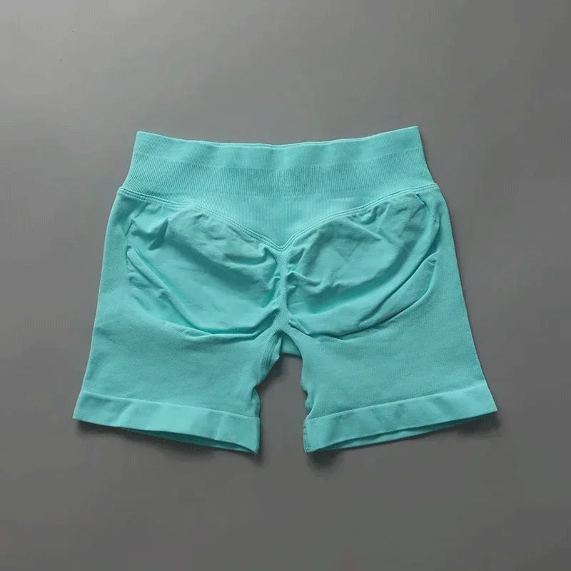 Short yoga donna seamless vita alta, progettati per comfort e performance.
