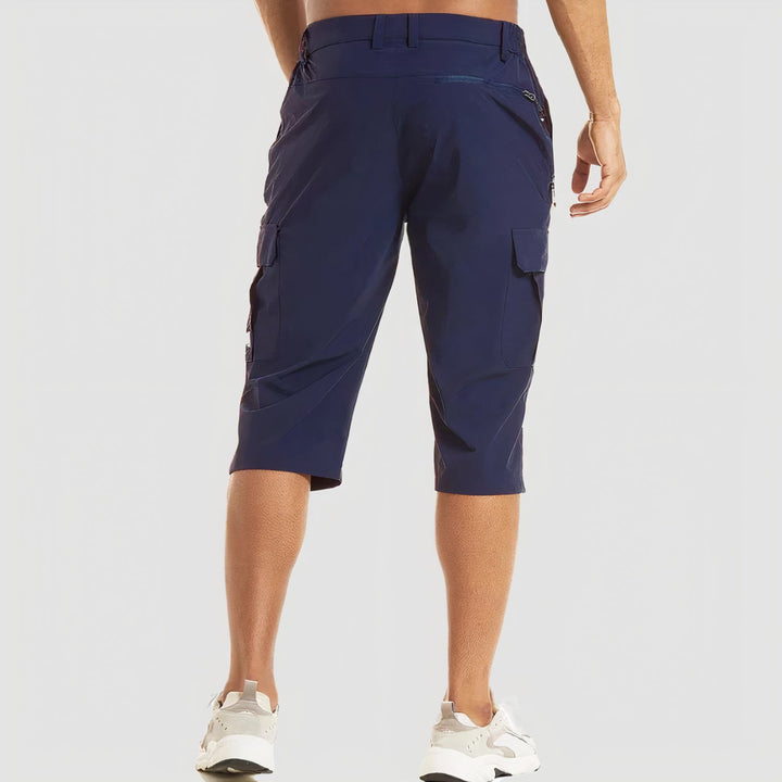 Short cargo estivo da uomo, comodo e leggero, con un look casual versatile.