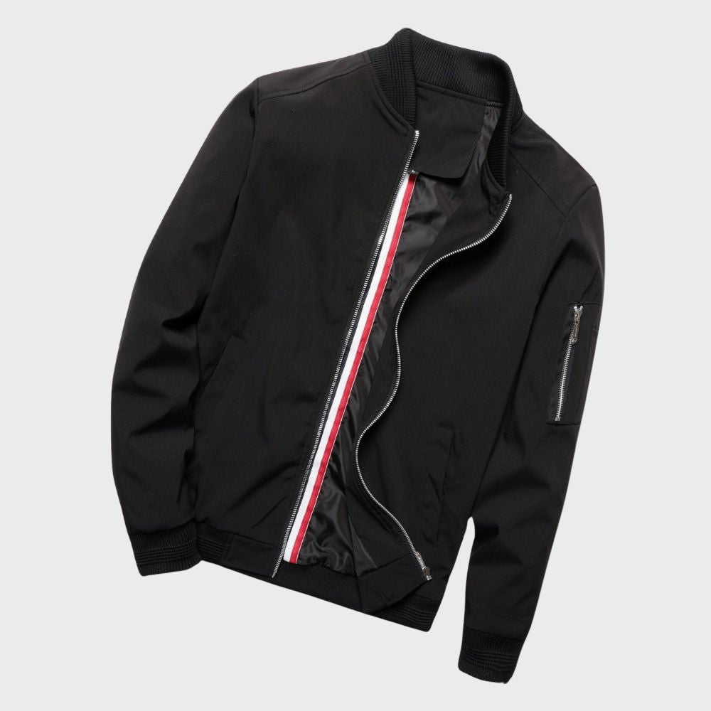 Giubbotto bomber uomo leggero, capospalla versatile per la moda maschile streetwear e casual.