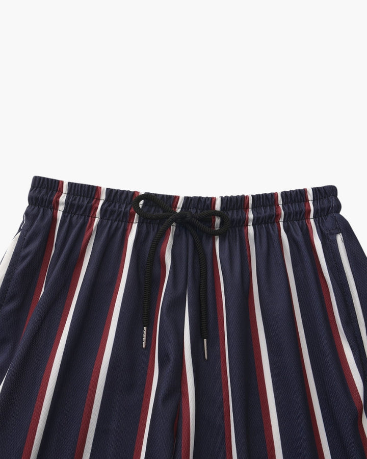 Pantaloncini uomo a righe, ottimi per sport acquatici e attività in spiaggia. Confortevoli e asciugatura rapida.