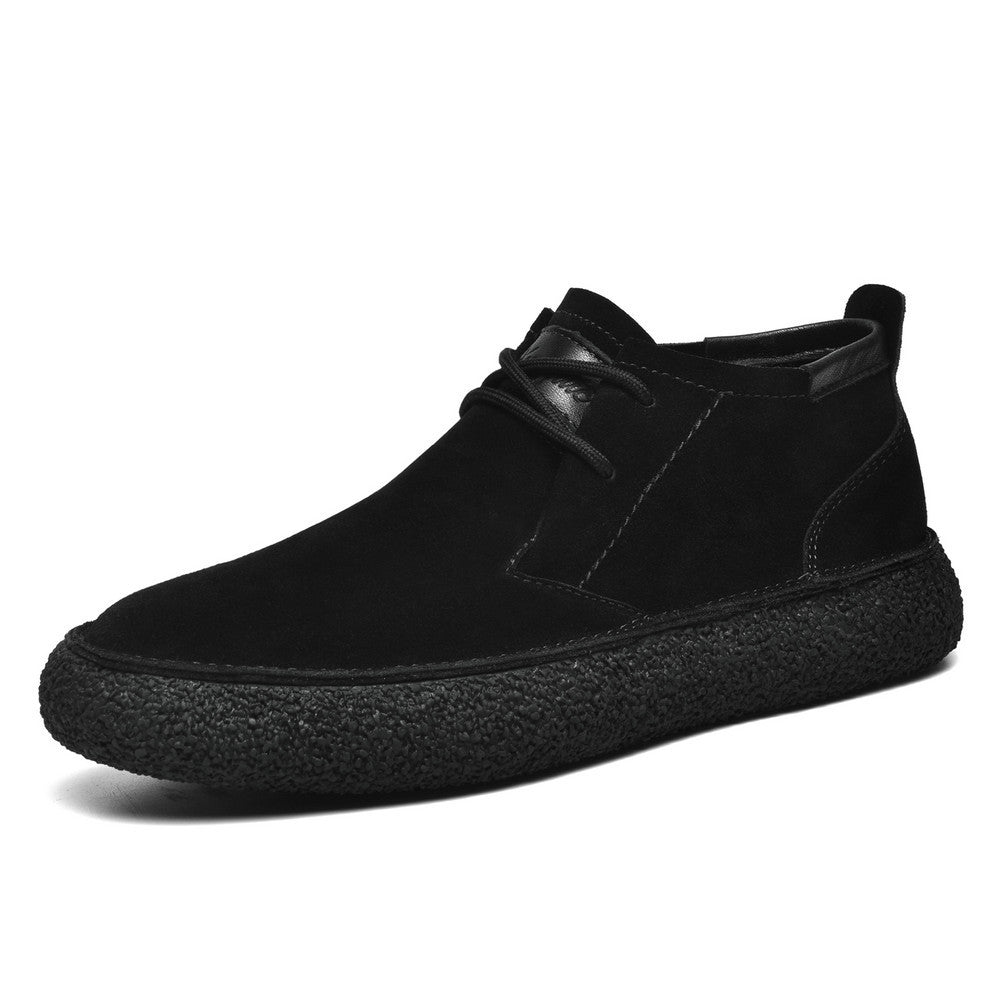 Sneakers uomo casual eleganti con lacci e suola flessibile, perfette per completare ogni outfit moderno.