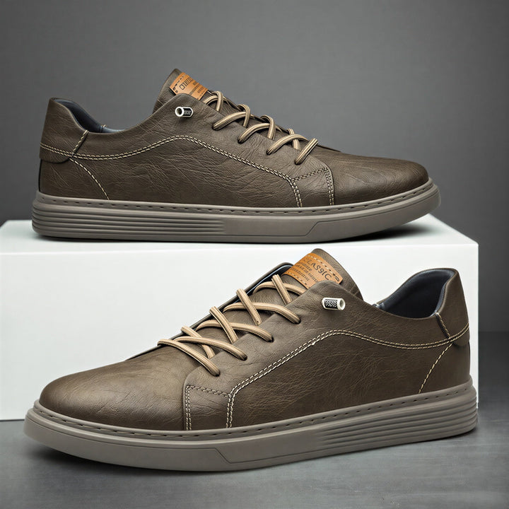Texture sneakers basse casual uomo, stringate. Scarpe versatili con suola gomma, perfette per comfort e moda maschile.
