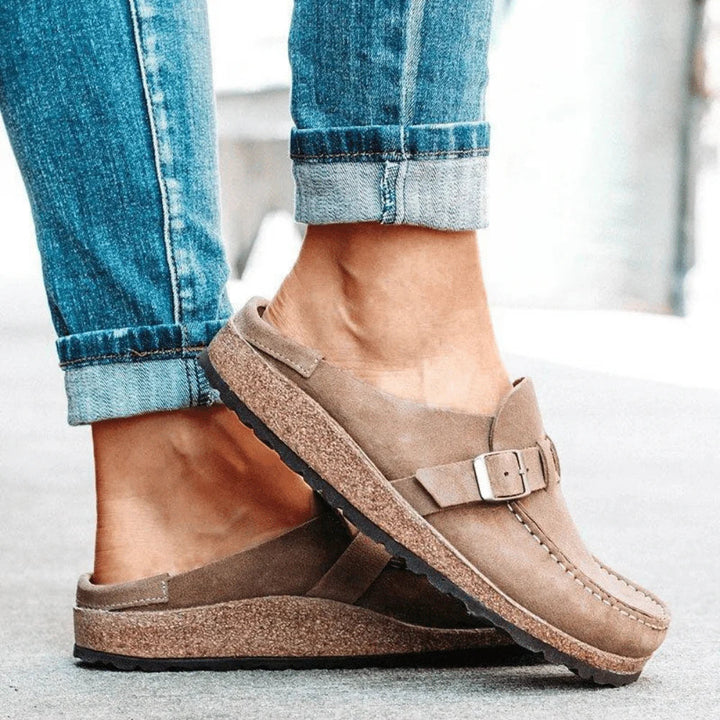 Comodi sandali donna casual con fibbia regolabile, perfetti per il tuo stile versatile e leggerezza estiva.