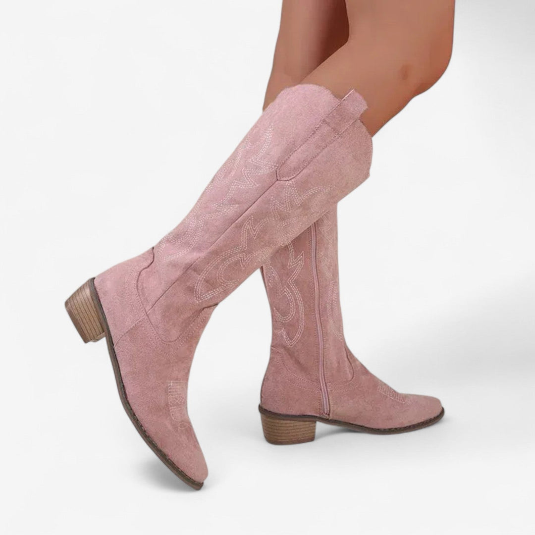 Calzature stivali cowboy da donna con design ricamato, zip per facile calzata e tacco basso stabile, ideali per comfort.