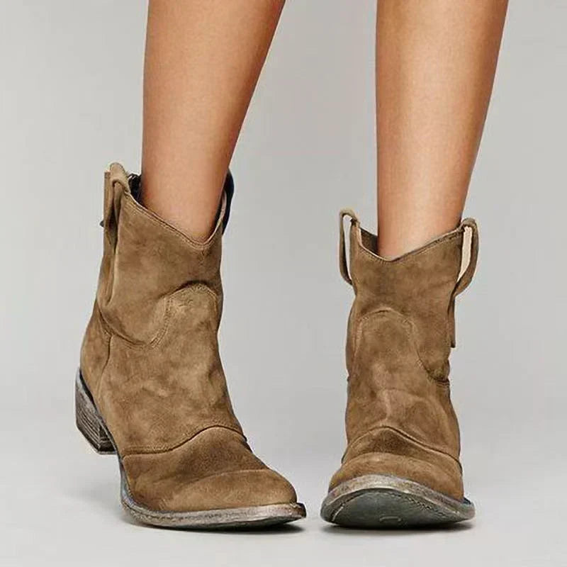 Stivali donna western casual con tacco basso, scarpe comode ideali per l'autunno e la moda femminile.