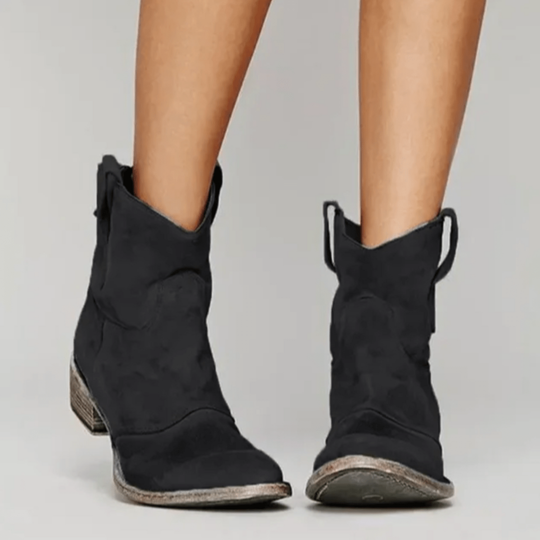 Stivaletti donna comodi western, tacco basso, perfetti per l'autunno/inverno e un look femminile.
