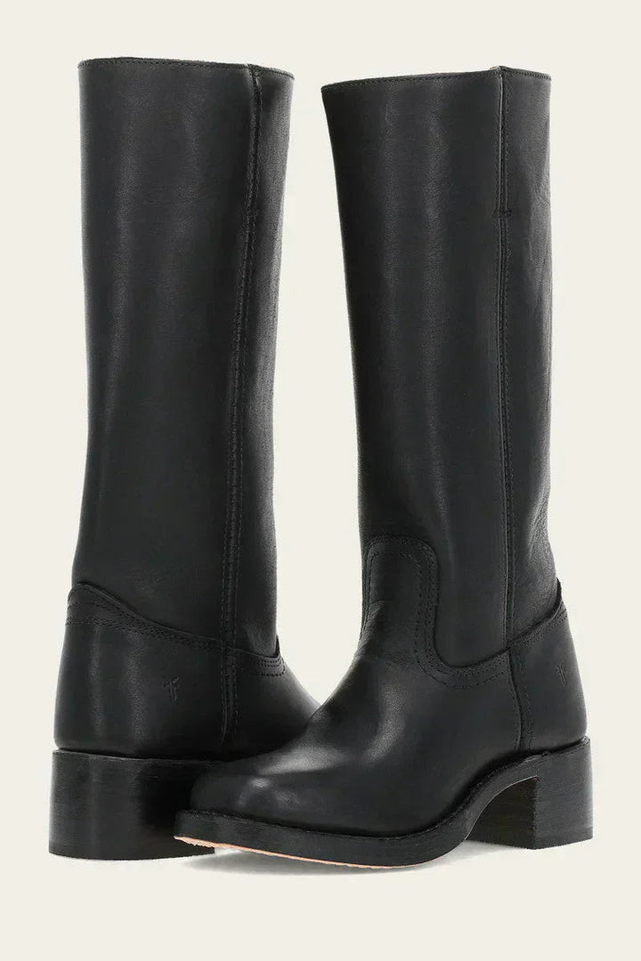 Stivali neri alti donna, tacco comodo, perfetti per affrontare l'inverno con stile e comfort.