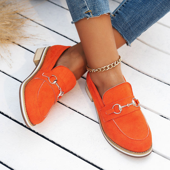 Scarpe donna mocassini casual chic con punta tonda e zeppa comoda. Perfette per moda donna autunno/primavera.