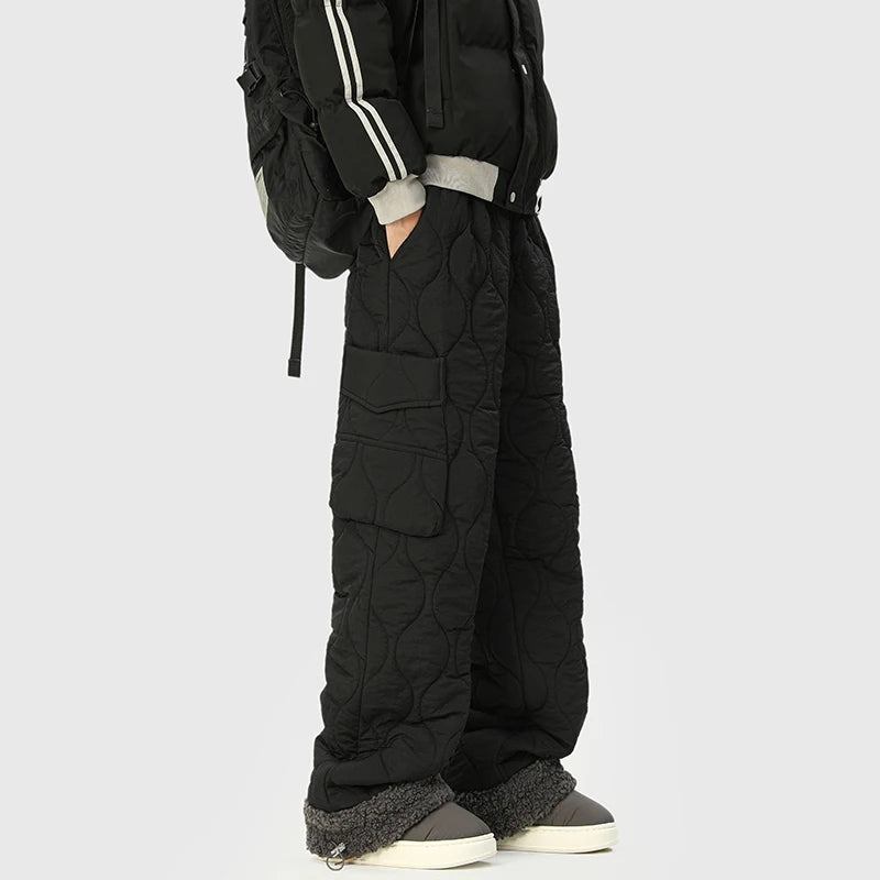 Pantaloni da uomo trapuntati, perfetti per attività all'aperto, vita elastica e vestibilità comoda.