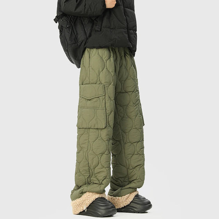 Pantaloni da uomo con design trapuntato e vita elastica, vestibilità comoda per un look casual-elegante.