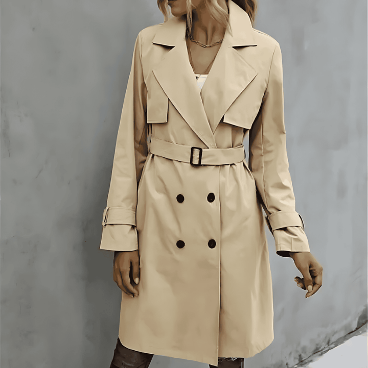 Trench donna doppiopetto elegante color kaki. Perfetto per primavera e autunno, aggiunge un tocco di classe al tuo look.