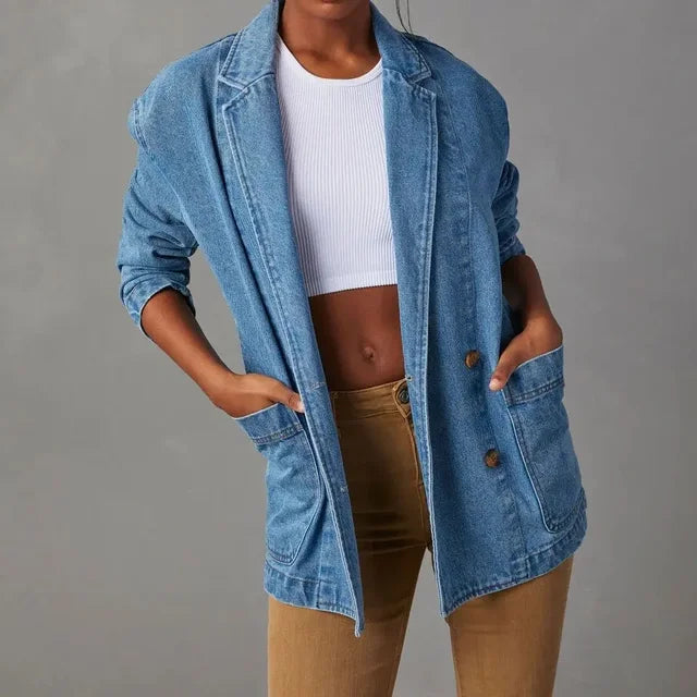 Giacca donna blu elegante, taglio slim fit. Ideale per uno stile versatile da ufficio o casual chic.