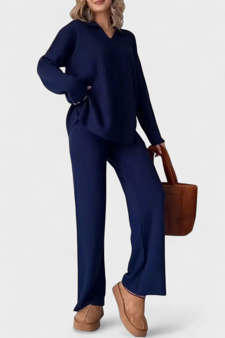 Completo elegante donna: maglia collo polo e pantalari larghi, ideale per outfit casual chic e confortevoli.