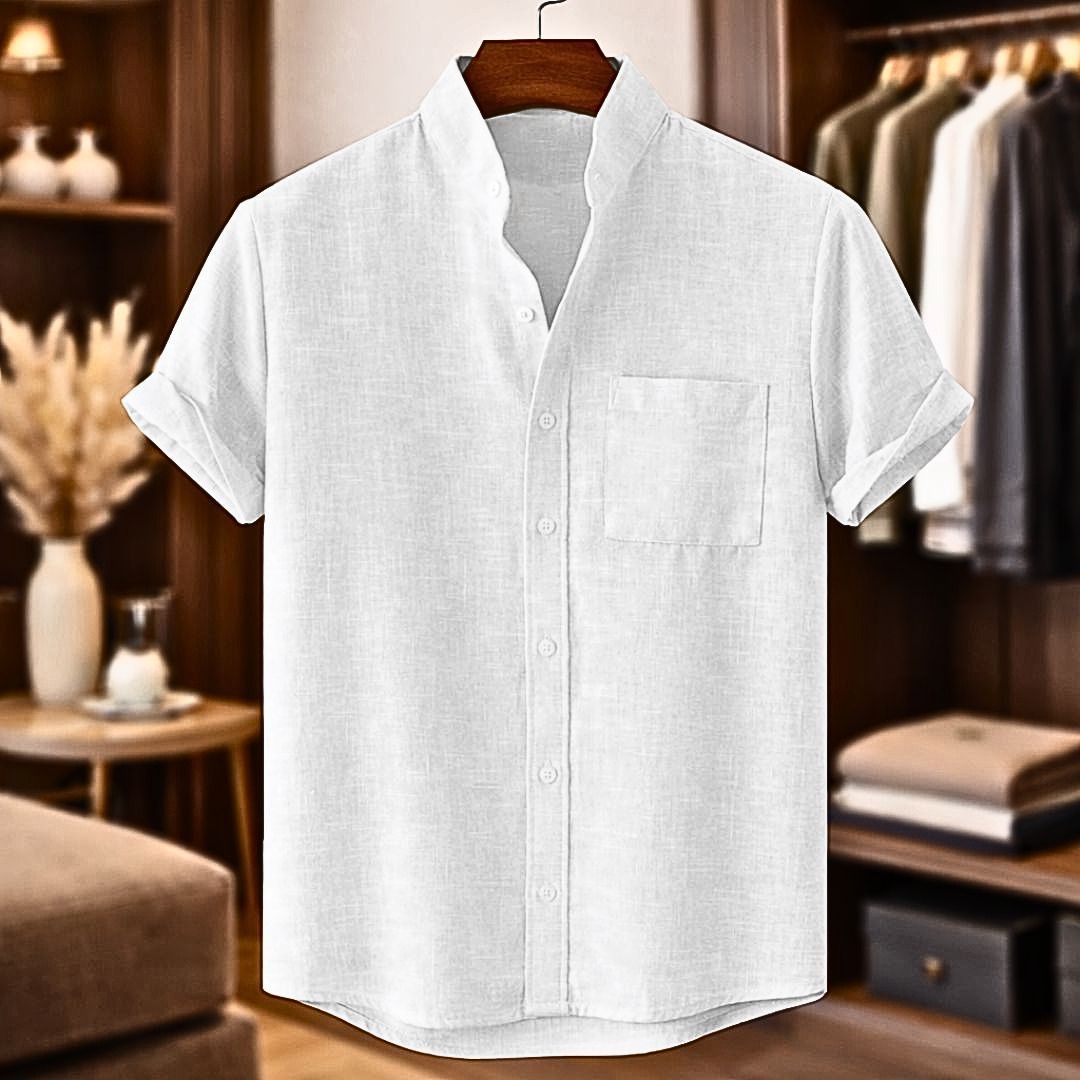 Camicia estiva uomo a manica corta, tessuto leggero e traspirante per comfort e stile casual versatile. Ideale primavera/estate.