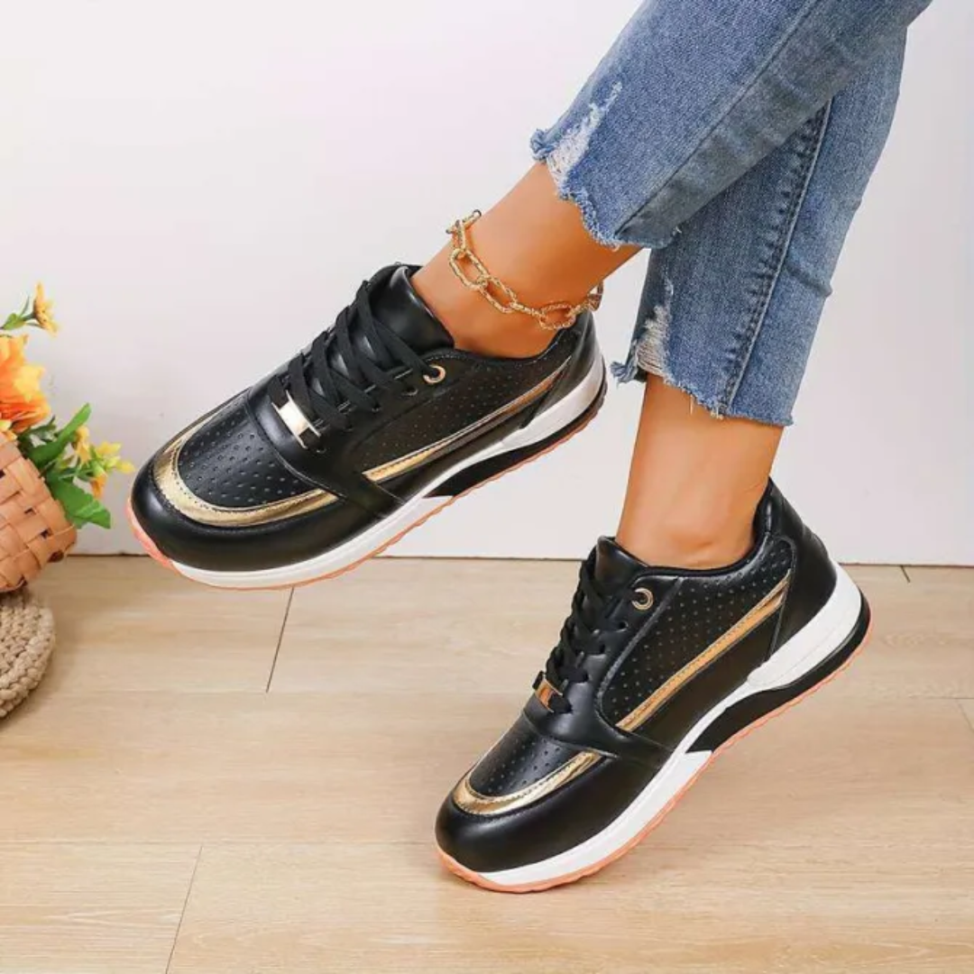 Sneakers da donna per passeggio, design comodo e leggero. Calzature casual ideali per estate e comfort quotidiano.