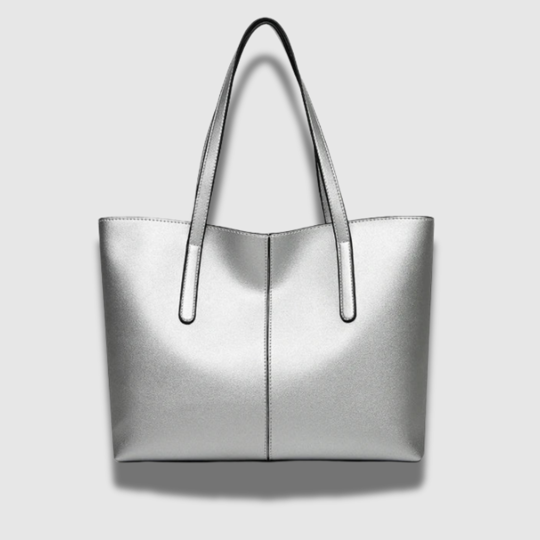 Accessorio moda: borsa tote donna in pelle lucida premium, design sofisticato, completa ogni outfit con eleganza.