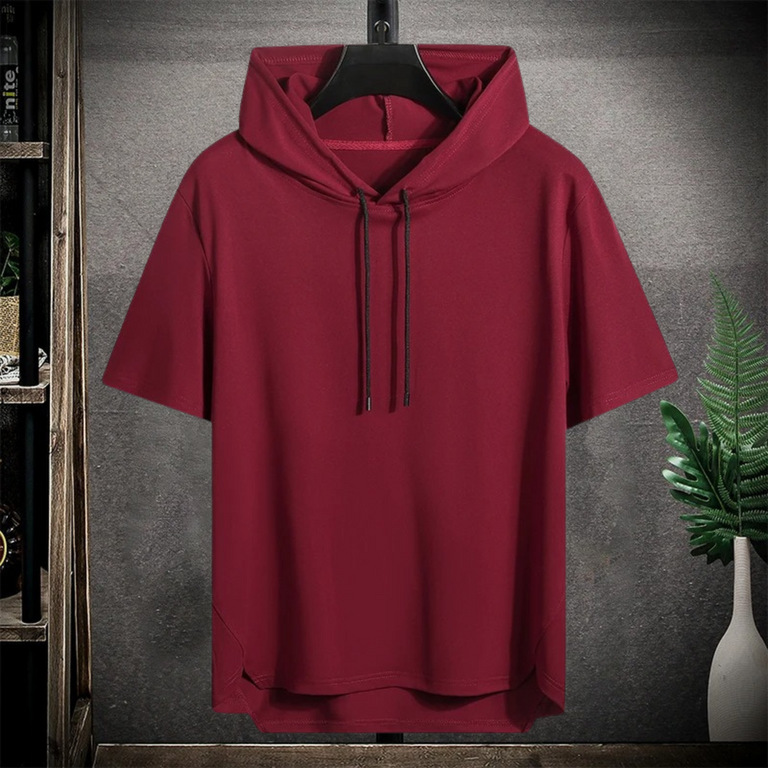 Felpa leggera e traspirante uomo con cappuccio, ottimale per allenamenti intensi e comfort sportivo.