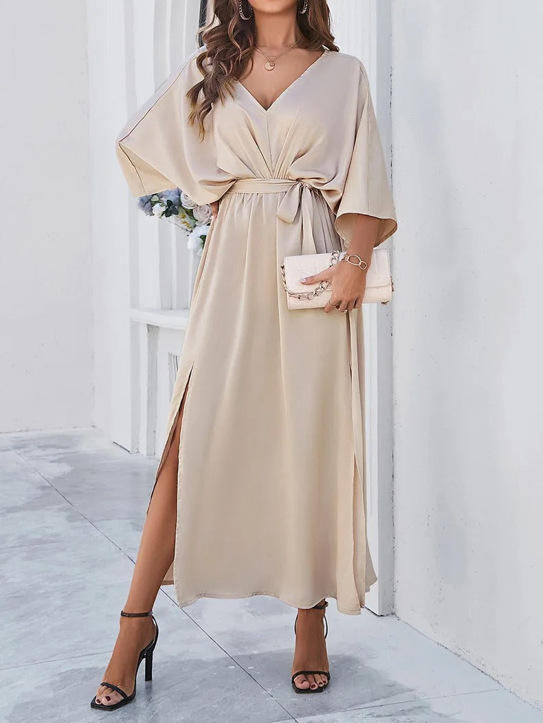 Abito lungo donna elegante, perfetto per serate speciali. Ideale come abito da sera o da cerimonia raffinato.