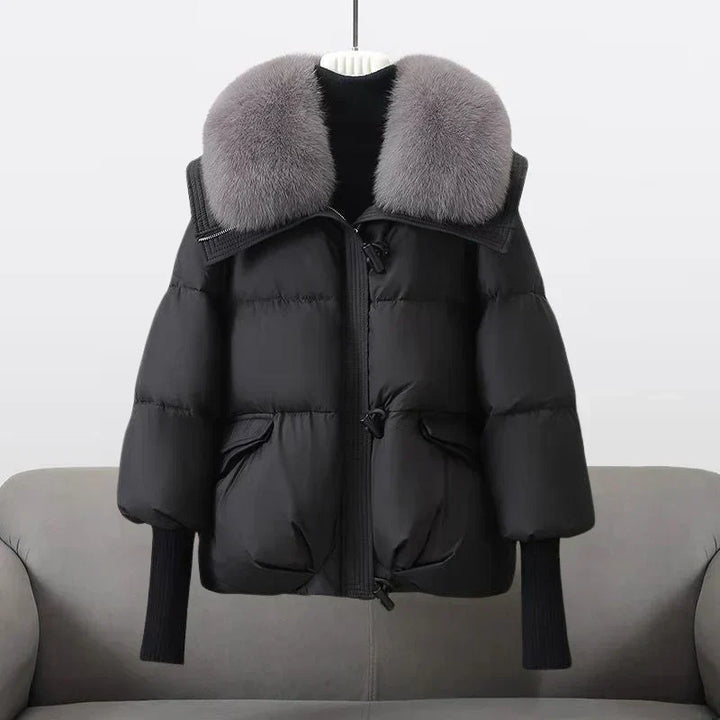 Piumino invernale donna oversize caldo, ideale protezione freddo. Cappotto moda per un look elegante e contemporaneo.