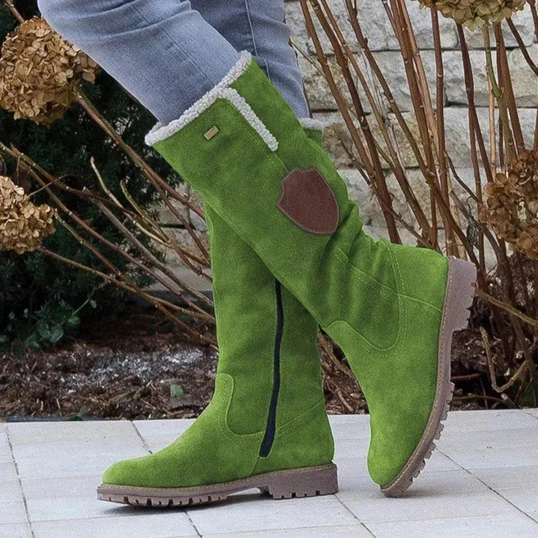 Eleganti stivali donna invernali, caldi e antiscivolo. Ideali per un look alla moda e massimo comfort.