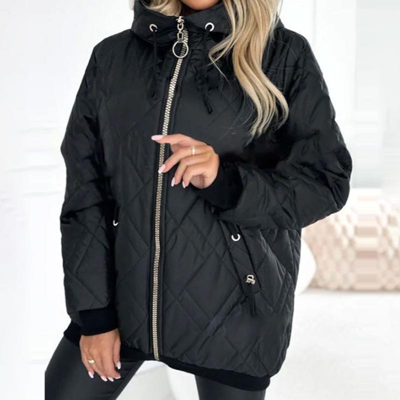 Cappotto parka donna caldo e versatile, perfetto per le giornate fredde autunnali e invernali.
