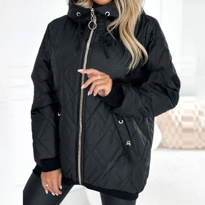 Cappotto parka donna caldo e versatile, perfetto per le giornate fredde autunnali e invernali.