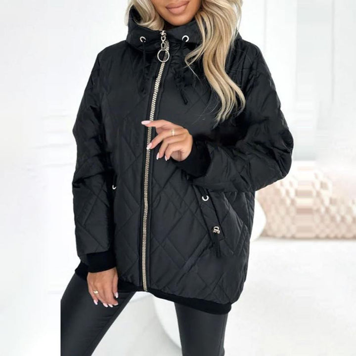 Parka donna con cappuccio, giacca invernale elegante e calda, perfetta per un look sofisticato.